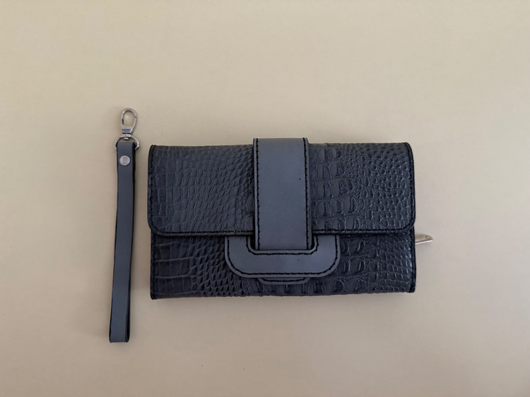 کیف دستی زنانه پاپیونی چرم طبیعی