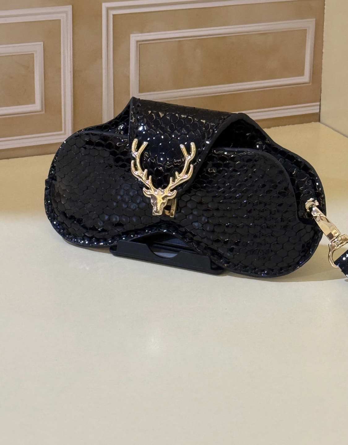 قاب عینک زنانه آذین چرم طبیعی ترک
