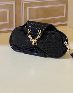قاب عینک زنانه آذین چرم طبیعی ترک